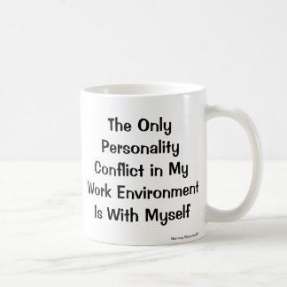 Café Taza del conflicto de la personalidad para el