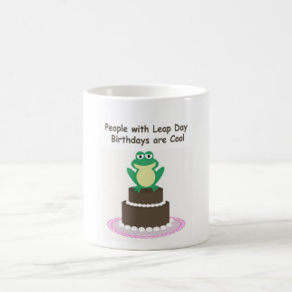 Café Taza del cumpleaños del día de salto