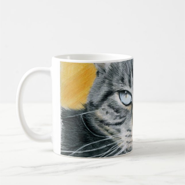 Café Taza del dibujo del gato de Zoe del primer (Izquierda)