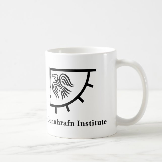 Café Taza del instituto de Gunnhrafn (Derecha)