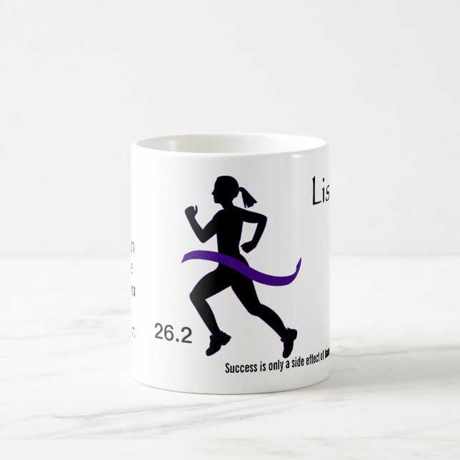 Café Taza del maratón de las mujeres con la cinta (Centro)