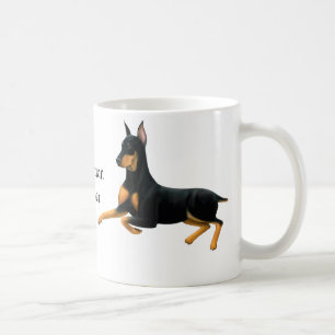 Café Taza del perro de Pincher del Doberman