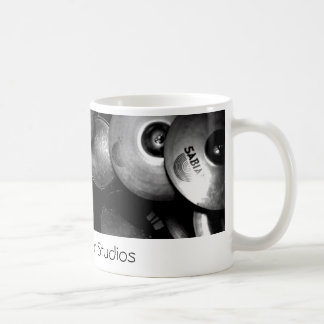 Café Taza del tambor de las cartas francas