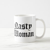 Taza desagradable de la taza de la mujer