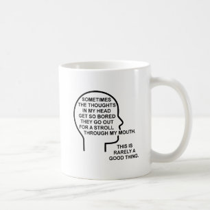Café Taza divertida agujereada de los pensamientos