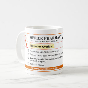 Café Taza divertida de sobrecarga de bandeja de entrada