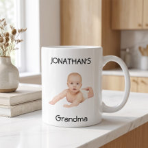 Taza divertida personalizada con la cara de la abu