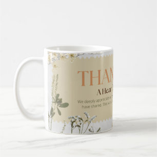 Café Taza elegante de agradecimiento con diseño floral