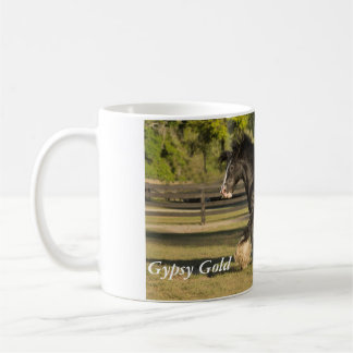 Café Taza gitana del caballo de Vanner del oro gitano
