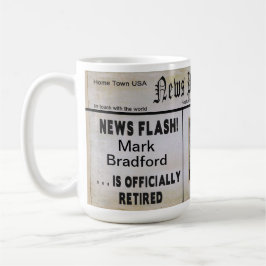 Café Taza grande del retiro del papel de las noticias -