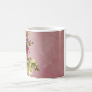 Café Taza hermosa de las flores