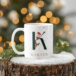 Café Taza K de monograma de Navidad personalizada
