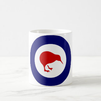 Café taza militar de la aviación del roundel del kiwi