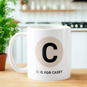 Café Taza Moderna de Inicial – Diseño “C es para [Nombr