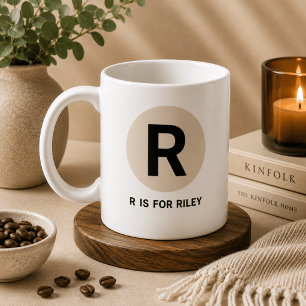 Café Taza moderna de inicial – Diseño “R es para [Nombr