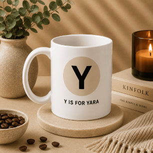 Café Taza moderna de inicial – Diseño “Y es para [Nombr