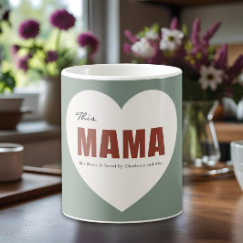 Café Taza moderna personalizada del corazón de Mama