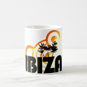 Café taza o taza de la puesta del sol del día de fiest