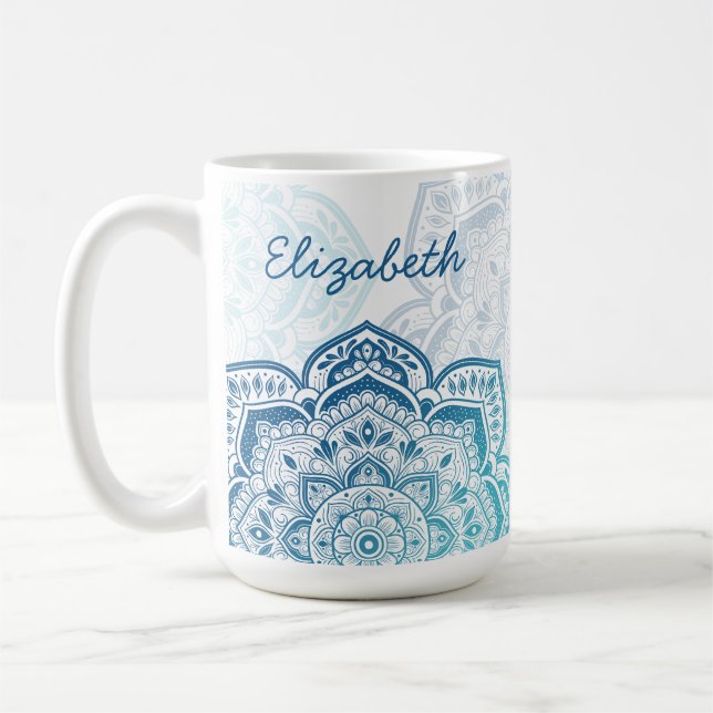 Café Taza personalizada Eira Mandala de 15 oz. (Izquierda)