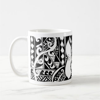 Café Taza polinesia de mariposa tribal