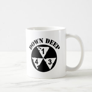 Café Taza profunda de Hugh Howey abajo Wrencher
