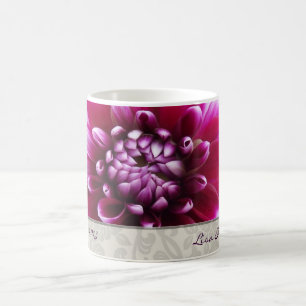 Café Taza púrpura de la dalia de Fuschia