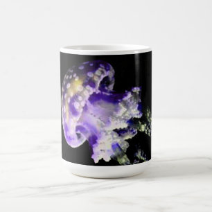 Café Taza púrpura del monograma del diseño de los