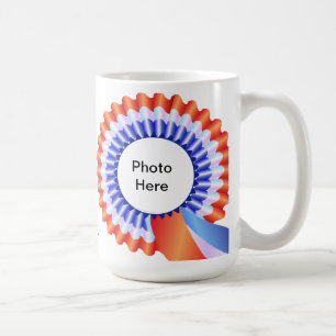 Café Taza roja, blanca y azul de la foto del rosetón