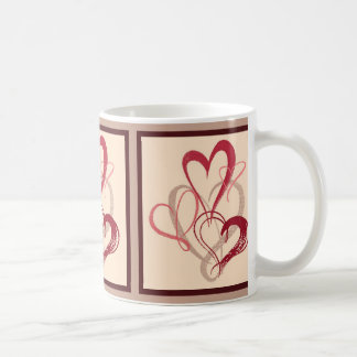Café Taza rosada del el día de San Valentín del ramo