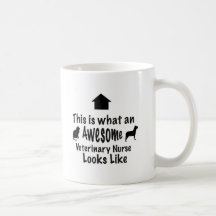 Taza veterinaria impresionante de la enfermera