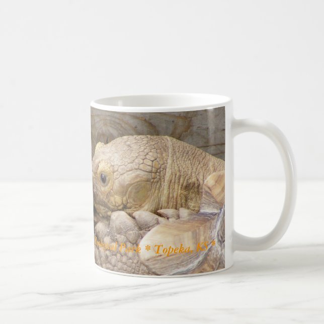 Café Taza vieja de los chismes (Derecha)