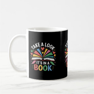 Café Tómate una Mirada Está en una Taza de libro