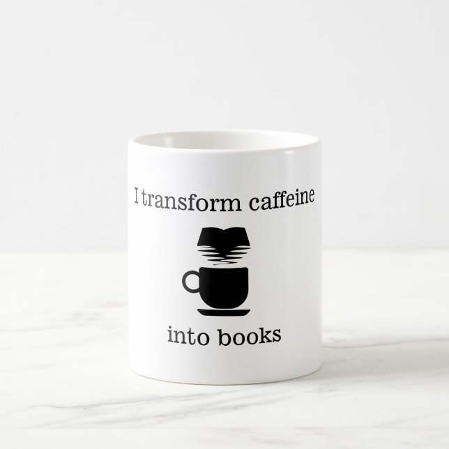 Café Transformo el cafeína en la taza de los libros (Centro)