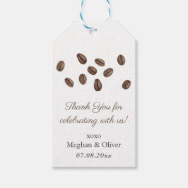 Café Un bebé está preparando etiquetas favoritas d