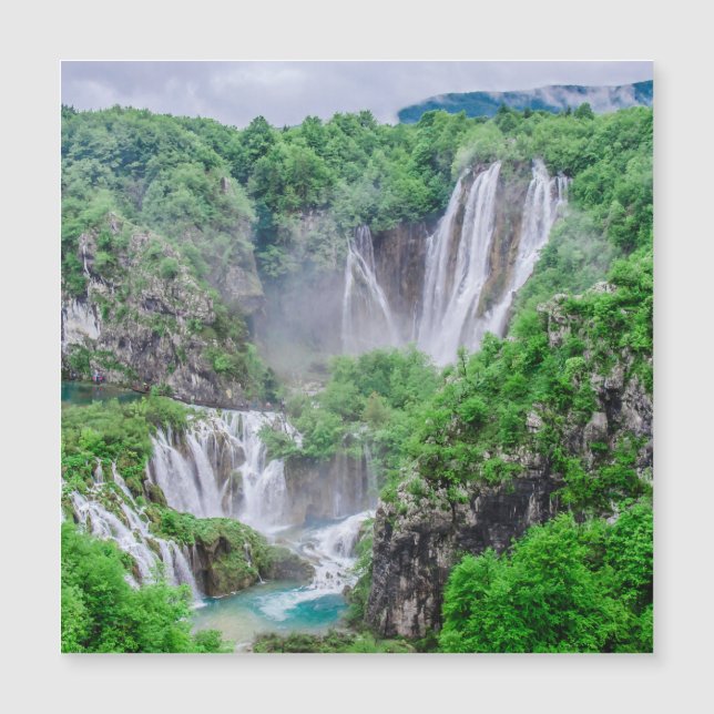 Caída de agua de los lagos Plitvice (Anverso)