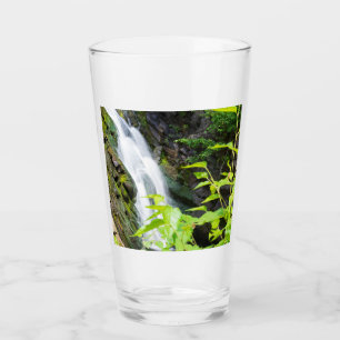 Caída de agua del cañón de la puerta del infierno