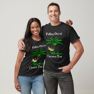 Caída De La Camiseta Del Árbol De Coco