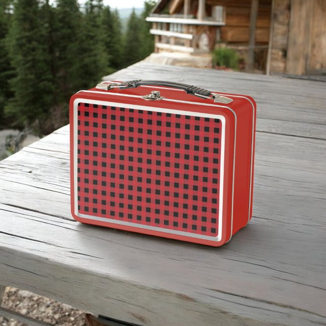 Caja de almuerzo roja con guarnición de búfalo par (Subido por el creador)