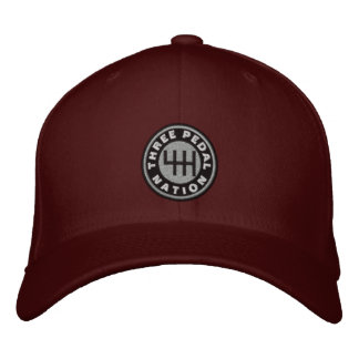 Caja de cambios manual, Gorra con bordado de dos c