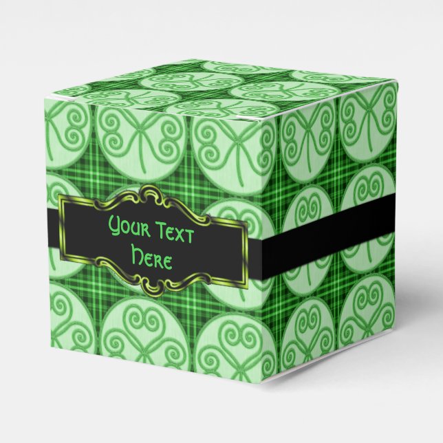 Caja de Favor de Cubo con Patrón de Shamrock de Pl (Costado Anverso)