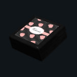 Caja de joyas rosa personalizada<br><div class="desc">Personalice este cuadro decorativo cambiando el nombre. Utilice esta elegante caja rosa como joyería,  caja de regalo,  decoración,  caja de conservas,  etc.El diseño es de arte original.</div>