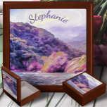 Caja de Keepsake Coastal Yelapa 1620<br><div class="desc">Pintura Colección "Yelapa costero a Puerto 1620" Colección Mantenga sus objetos de valor en esta hermosa caja de sake personalizada. La joyería, hecha de madera lacada, tiene fieltro suave que protege tus joyas y otros objetos de colección. Personalice en la página del producto o haga clic en el botón "Personalizar"...</div>