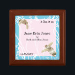 Caja de Keepsake de madera pequeña "Tortuga marina<br><div class="desc">Diseño Baby Shower "Pink/Baby Sea Turtle", pequeña caja de sake de madera. Esta ducha de bebé "Tortuga marina rosa/bebé", una caja de sake, es un regalo memorable. Personalice el texto eligiendo el color de fuente, el tamaño, el estilo y la redacción favoritos. El diseño de esta "tortuga marina rosa/bebé" forma...</div>