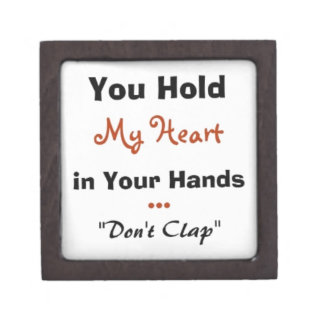 Caja de la oferta del anillo