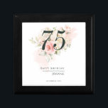 Caja De Regalo 75 Años Cualquier Edad Floral Pink Floral Vegetaci<br><div class="desc">Cajera de regalo de cualquier cumpleaños por edad. Verdor floral rústico y follaje rosa rosado. La plantilla que se puede editar fácilmente y el texto reemplazado con sus propios detalles haciendo clic en el botón "Personalizar". Para una mayor personalización, haga clic en el enlace "Personalizar adicional" y utilice nuestra herramienta...</div>