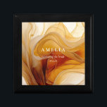 Caja De Regalo Amber Brandy Abstract Ink Wedding Party ID1089<br><div class="desc">La llamativa caja de regalo que se muestra aquí proporciona una plantilla para añadir fácilmente el nombre, el nombre y la fecha del boda de su boda. Como parte de una completa colección de bodas, con una rica paleta de colores en tonos que recuerdan a un jarabe de arce líquido...</div>