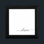Caja De Regalo Black White Modern Script Girly Monograma Nombre<br><div class="desc">Guión simple negro y blanco Monograma Nombre joyería Keepsake Box. Esto hace que la graduación perfecta,  el cumpleaños,  el boda,  la ducha de novia,  el aniversario,  la ducha de bebé o la fiesta de soltera sea un regalo para alguien que ama el lujo glam y los estilos de moda.</div>