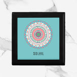 Caja De Regalo Boho Blue rosa y Pastel Verde Mandala<br><div class="desc">Bonito diseño de Mandala rosa azul y verde pastel. Personaliza con tu nombre/destinatario. Añade algo de belleza de edad a tus accesorios.</div>