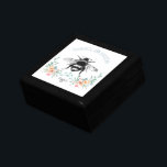 Caja De Regalo Bonito personalizada Bee Floral Keepsake<br><div class="desc">Una hermosa y artística abeja de miel y una caja de conservas florales de acuarela personalizada con tu nombre. Estilo artístico y terrenal.</div>