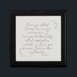 Caja De Regalo Caligrafía de poesía botánica romántica<br><div class="desc">El diseño presenta un romántico poema de amor del maestro poeta,  Pablo Neruda,  en un caprichoso guión de caligrafía rodeado de hermosas flores botánicas esbozadas. Boda ideal,  aniversario,  regalo recién casado para esa pareja especial.</div>